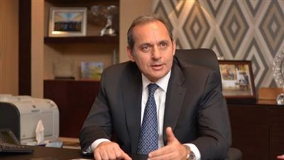 عكاشة: 8 ملايين مشترك بالإنترنت البنكي في مصر