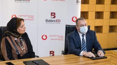 «ڤودافون لتنمية المجتمع» توقع شراكة مع «التعليم المتوازن» لتوفير محتوى للمعلمين