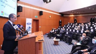وزارة الاتصالات توقع 4 مذكرات تفاهم مع كبرى شركات التكنولوجيا في العالم