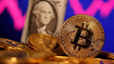 البيتكوين يتراجع 10 %.. ويسجل 48.6 ألف دولار