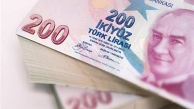 الليرة تهدد مستقبل الاقتصاد التركي