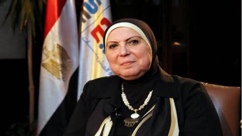 نيفين جامع
