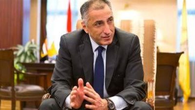المركزي يوجه بتسهيل إجراءات إنشاء حساب للمواطنين فى البنوك