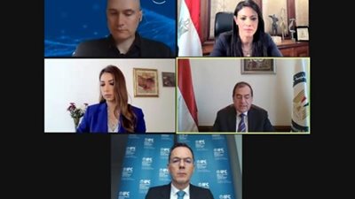الملا: تشكيل لجنة لوضع استراتيجية لاستخدامات الهيدروجين باعتباره أحد المصادر المهمة للوقود
