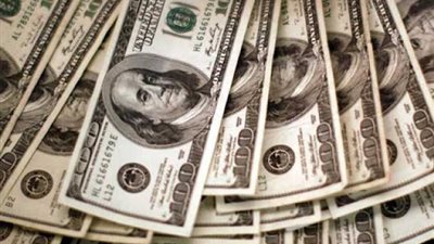 سعر الدولار يختتم التعاملات الأسبوعية على تراجع طفيف