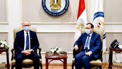 مباحثات مصرية كندية فى مجالات البترول والغاز والتعدين