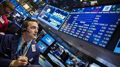 تراجع مؤشرات البورصة المصرية منتصف تعاملات اليوم  بضغوط عربية وأجنبية