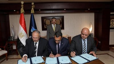 توقيع اتفاقية بين شركتي ”التمساح” و ”هيلثي” لتأسيس شركة ”قناة السويس هيلثي”