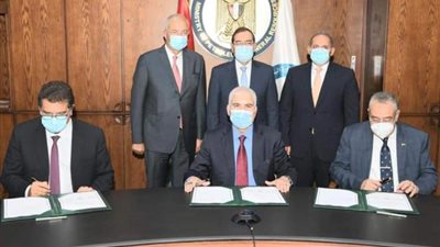 توقيع الاتفاقية التأسيسية لشركة مصر للميثانول والبتروكيماويات