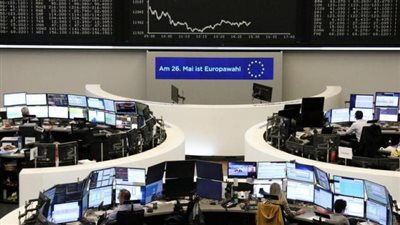 بسبب قرار زيادة سعر الغاز الطبيعي تراجعات قوية فى اسهم الحديد والسيراميك والأسمدة بالبورصة