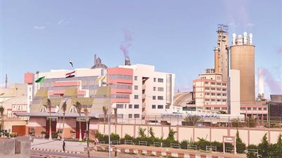 ”أبو قير للأسمدة” تخفض توزيعات أرباح المساهمين بسبب الحرب الروسية الأوكرانية