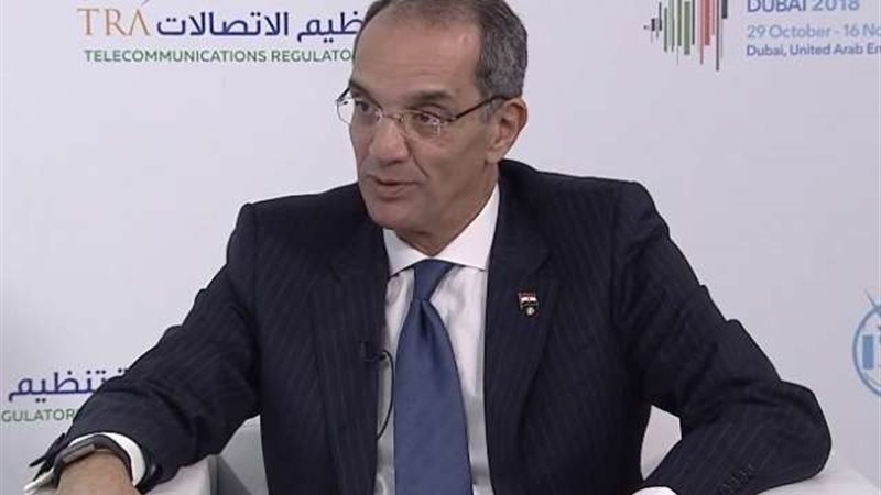 الدكتور عمرو طلعت