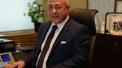 أبو الفتوح: إدارة البنك الأهلي المصري توفر كافة متطلبات العمل بأعلى مستوى فني وأقل تكلفة