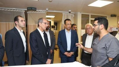 وزير الاتصالات يكشف عن موعد عودة خدمات الاتصالات بعد حريق سنترال رمسيس