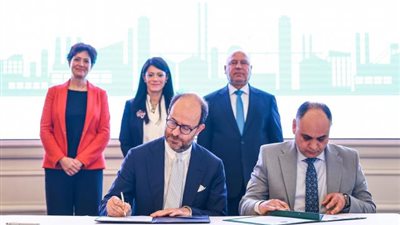 مصر توقّع مع الوكالة الفرنسية للتنمية وبنك الاستثمار الأوروبي اتفاق تمويل ميسر ومنحة بقيمة 53.8 مليون يورو
