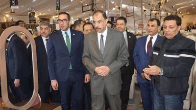 جهاز تنمية المشروعات يفتتح النسخة 29 من سلسلة معارض صنع في دمياط للأثاث في محافظة سوهاج