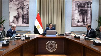 رئيس الوزراء يستعرض الاستثمارات الحكومية المستهدفة بخطة 2026/2027