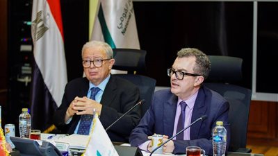 وزير التخطيط والتنمية الاقتصادية يترأس اجتماع مجلس إدارة بنك الاستثمار القومي