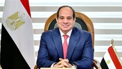 الرئيس السيسي يجتمع مع رئيس الوزراء ومحافظ البنك المركزي لمناقشة لتعزيز الاستقرار الاقتصادي والنقدي في مصر
