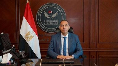 بقرار من رئيس الوزراء: انضمام الدكتور إسلام عزام لعضوية المجموعة الوزارية الاقتصادية 