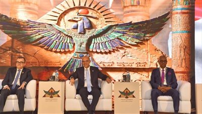 وزير الاستثمار والتجارة الخارجية يلقي الكلمة الرئيسية في افتتاح المؤتمر الـ 52 لمنظمة التأمين الأفريقية (AIO)