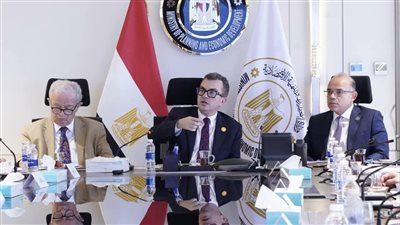 وزير التخطيط يترأس مجلس إدارة «بنك الاستثمار القومي» لمتابعة خطط إعادة الهيكلة وتوظيف الأصول