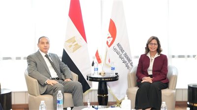 رئيس «الرقابة المالية» يبحث مع مديرة الأكاديمية الوطنية للتدريب سبل التعاون في التوعية وبناء القدرات
