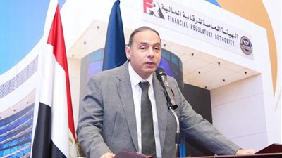رئيس الرقابة المالية يصدر قرارًا بتشكيل لجنة تنسيقية بين الهيئة والبورصة ومصلحة الضرائب