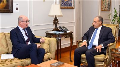 وزير الخارجية يستقبل نائب رئيس البنك الأوروبي لإعادة الإعمار والتنمية