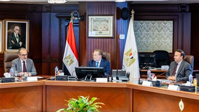 محافظ البنك المركزي يبحث مع المدير الجديد لقسم شمال إفريقيا والقرن الإفريقي بمؤسسة التمويل الدولية سبل التعاون المشترك