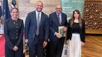 البنك الأهلي المصري يعلن إطلاق «دليل أكسفورد للاقتصاد المصري» بالتعاون مع بنك مصر والجامعة الأمريكية بالقاهرة