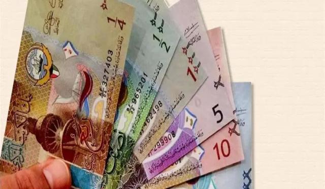 دينار كويتي