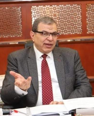 وزير القوى العاملة