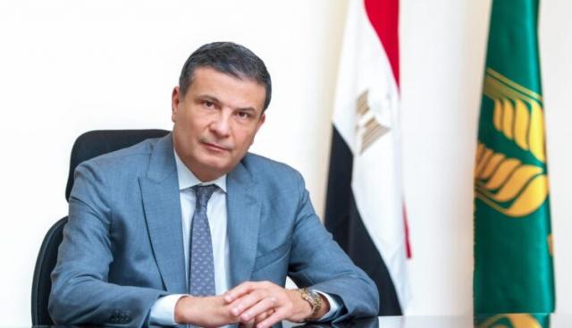 علاء فاروق رئيس مجلس اداره البنك الزراعي