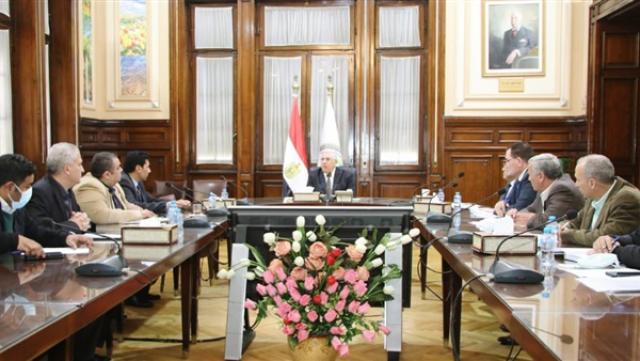 وزير الزراعه