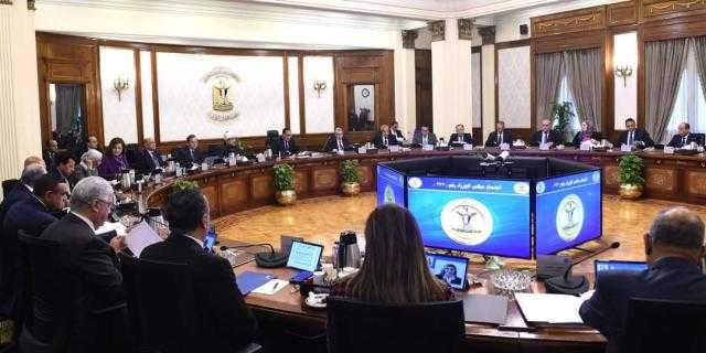 مجلس الوزراء يوافق علي 13 مشروعا لاتفاقيات التزامات بترولية للهيئة المصرية للبترول