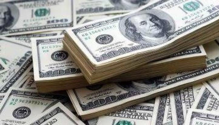 سعر الدولار مقابل الجنيه المصري اليوم الأربعاء 4-10- 2023