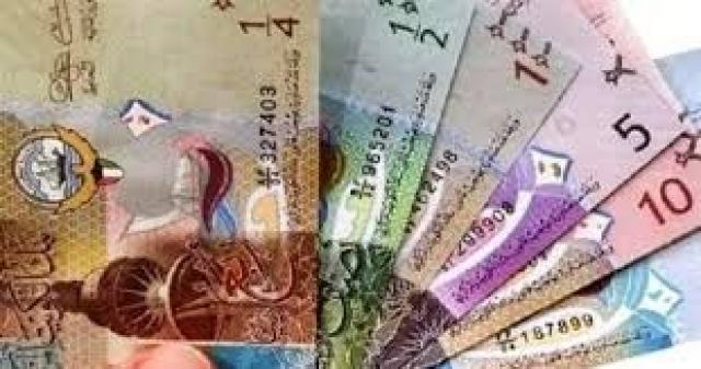 سعر الدينار الكويتي أمام الجنيه اليوم الخميس 23-11-2023 فى البنوك