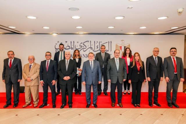 محافظ البنك المركزي المصري ووزير التعليم العالي يوقعان بروتوكولي تعاون لتوفير منح جامعية للطلاب المتفوقين