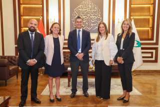 رئيس البريد المصري تلتقي الرئيس الإقليمي لشركة ”Visa Inc” لمنطقة وسط وشرق أوروبا والشرق الأوسط وإفريقيا لبحث سبل التعاون