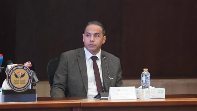 رئيس البورصة يشارك في افتتاح الدورة الجديدة لمعرض القاهرة الدولي للكتاب 2026