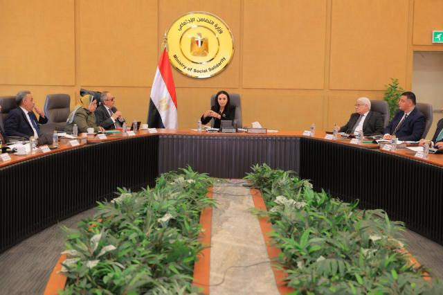 اجتماع صندوق نظام تأمين الأسرة 